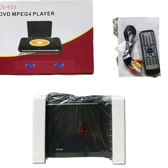 DV-933 DVD MPEG4 DVD CD JPEG PLAYER REMOTE CONTROL NEW With Box Adapter Cords - Picture 8 of 8